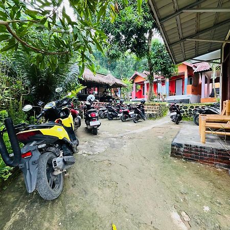 Roy Homestay Kuta Kuta  ภายนอก รูปภาพ