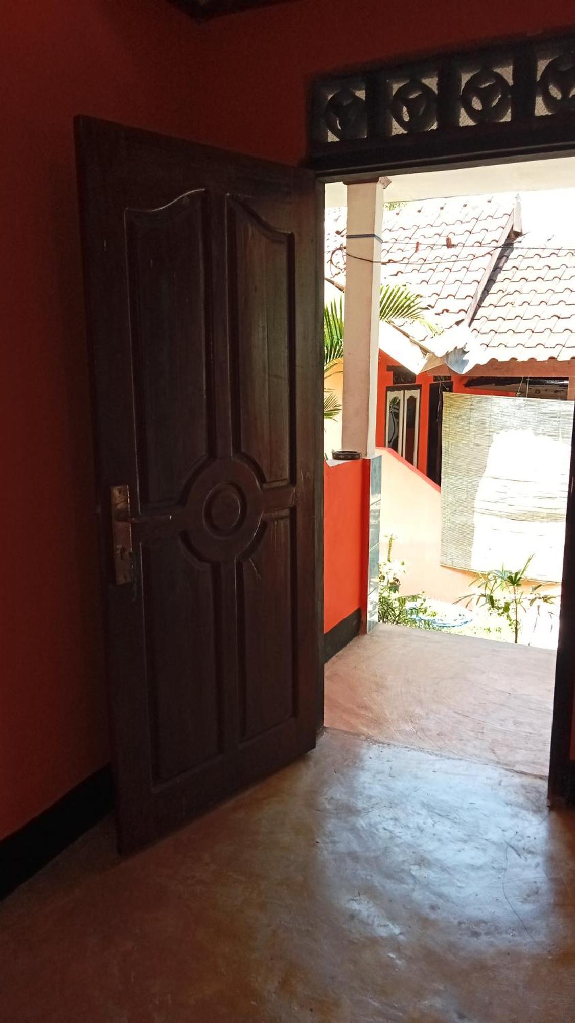 Roy Homestay Kuta Kuta  ภายนอก รูปภาพ