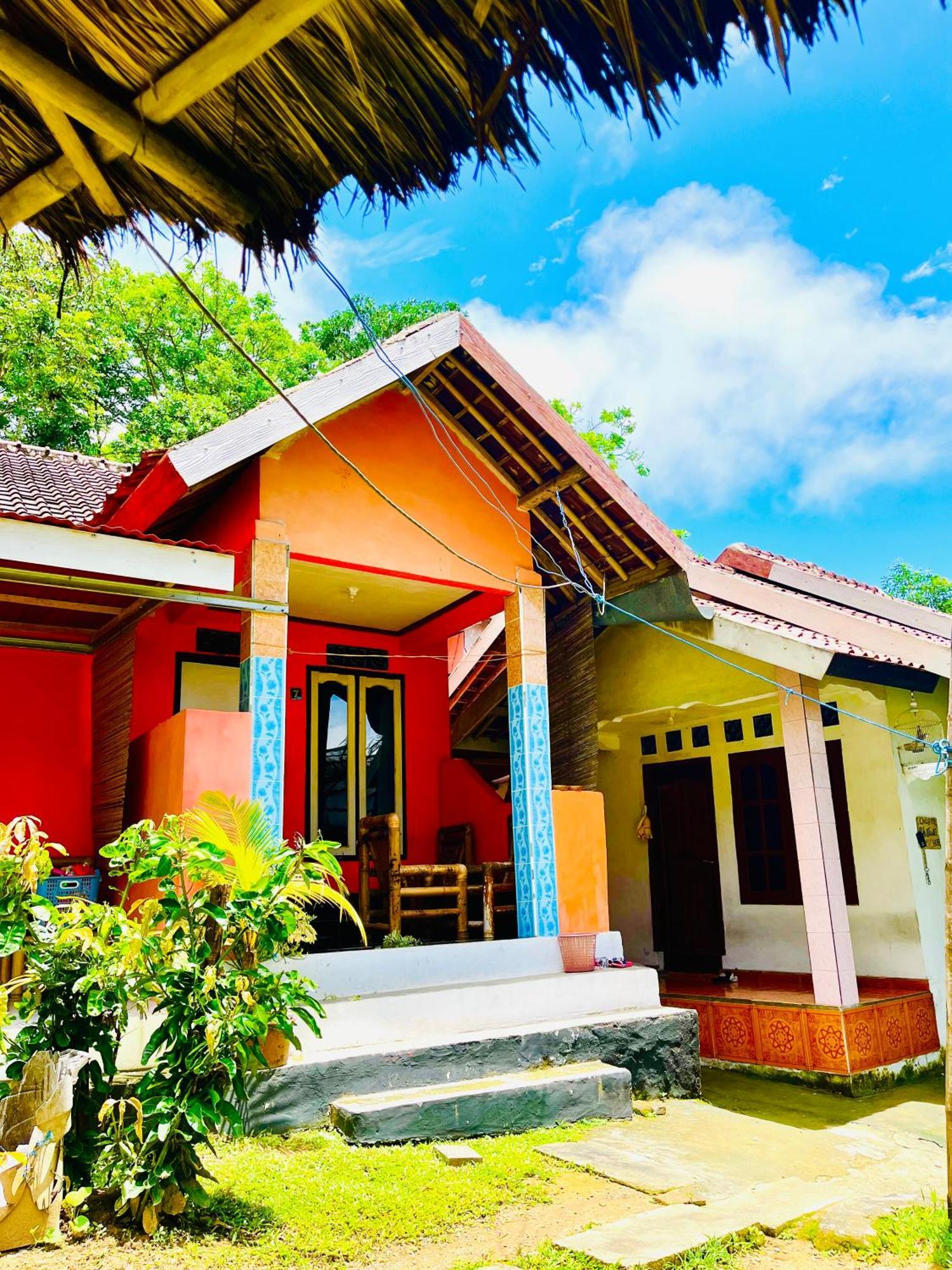 Roy Homestay Kuta Kuta  ภายนอก รูปภาพ